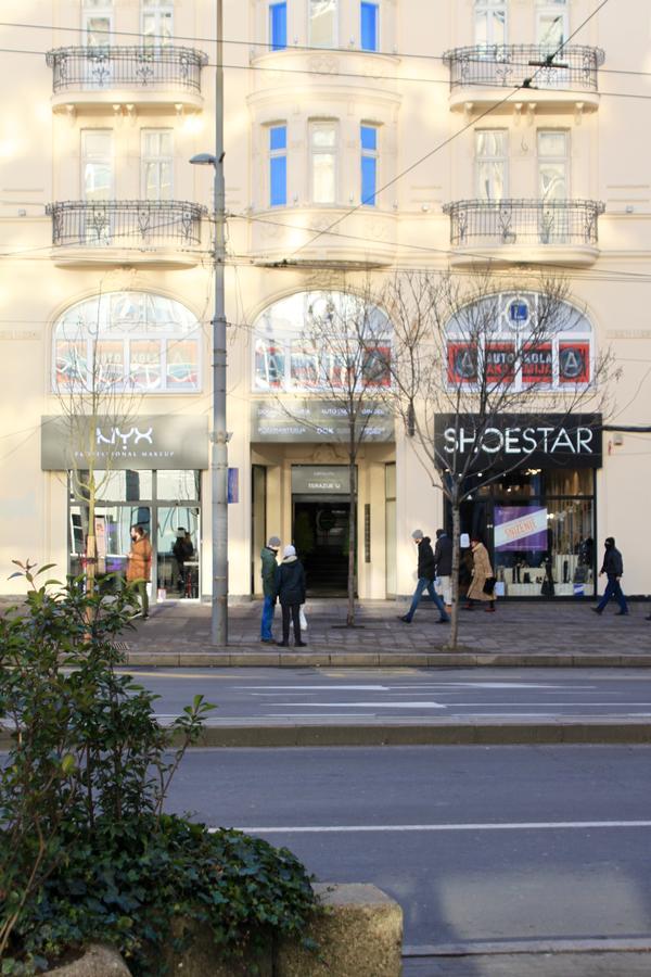 Dominic Smart & Luxury Suites - Terazije Belgrado Exterior foto